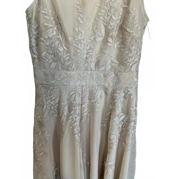 J Taylor  Special Occasion Women's Midi Dress Size 6 Holiday or Bridal - Picture 7 of 8
